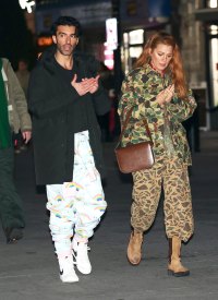 Nikki Glaser Won't Talk Blake Lively Justin Baldoni Lawsuit at Golden Globes to Avoid Wrong Side